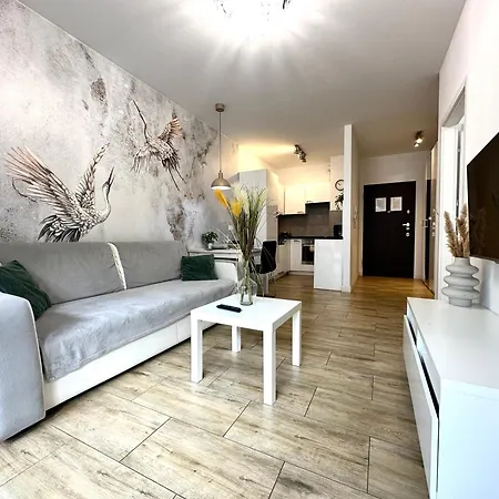 Matejki ~ Self Check-in 24 ~ Parking