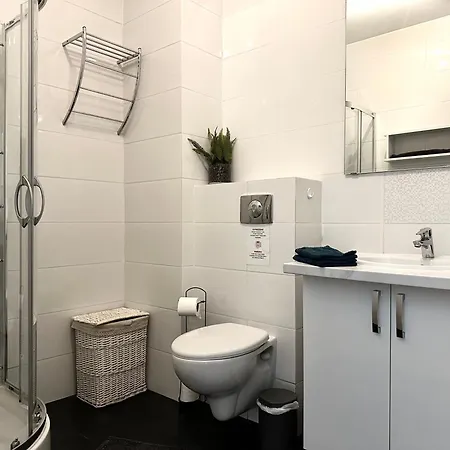 Matejki ~ Self Check-in 24 ~ Parking Apartman