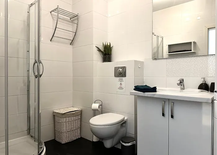 Matejki ~ Self Check-in 24 ~ Parking Apartman