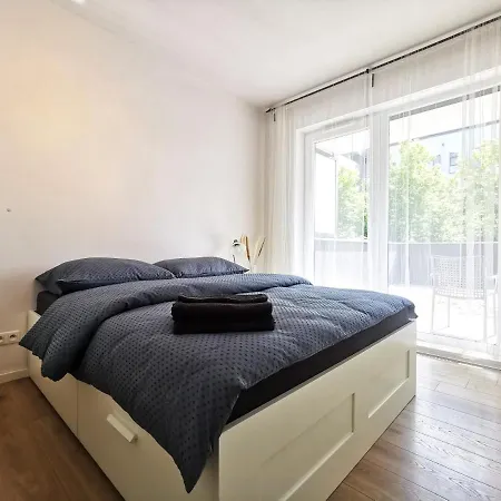 Matejki ~ Self Check-in 24 ~ Parking Appartement